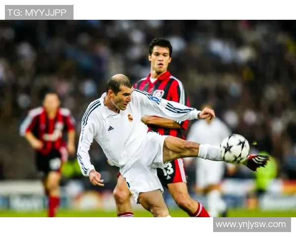 足球传奇倒钩之王是谁 足球球星倒钩进球背后的故事与荣耀